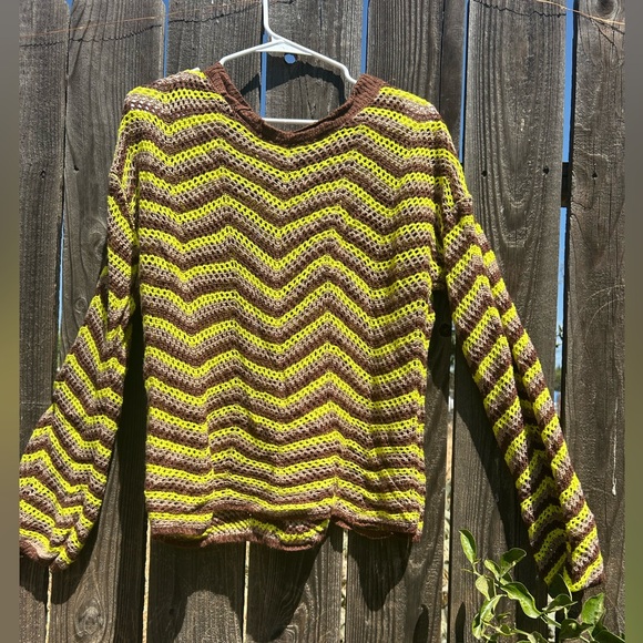 Chevron Patterned Brown and Yellow Women's Sweater - Picture 3 of 3